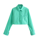 Chic Cropped Blouse with Classic Collar and Stylish Pockets