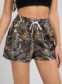 Chic Women's Everyday Shorts in Stylish Design