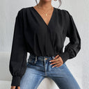 Chic Blouse with Flowy Sleeves and V-Neck Design