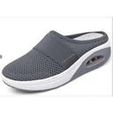 Chic Women's Clogs with Cozy Insole