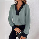 Chic Blouse with Contrasting Collar for Women