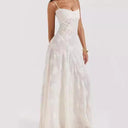 Chic Evening Dress with Lace Details and Spaghetti Straps
