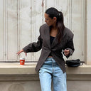 Women's Chic Blazer Jacket with Minimalist Style and Convenient Pockets