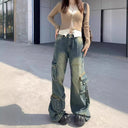 Chic Women's Oversized Cargo Jeans with Trendy Pockets