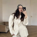 Chic Women's Blazer Jacket with Contemporary Design