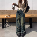 Chic Women's Oversized Cargo Jeans with Trendy Pockets