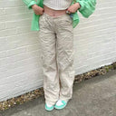 Chic Women's Wide-Cut Cargo Pants with Side Pockets