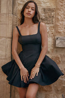 Chic Women's Square Neck Dress with Ruffled Accents