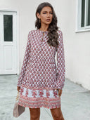 Chic Ladies' Dress with Intricate Pattern and Stylish Slit
