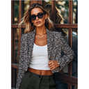 Chic Women's Paisley Pattern Blazer for Stylish Occasions