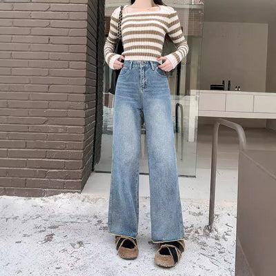 Women's High-Waisted Wide Leg Jeans - Trendy Fashion Staple