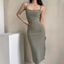 Chic Long Evening Dress with Alluring Slit