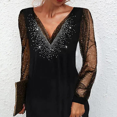 Chic Evening Dress with Sheer Sleeves and Glitter Accents