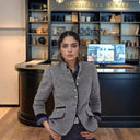 Stylish Women's Blazer Jacket with Button Closure and Handy Pockets