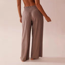 Chic Pleated Women's Trousers in Trendy Styles