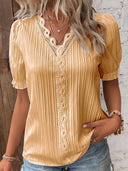 Chic Ruffled Women's Blouse in Trendy Style