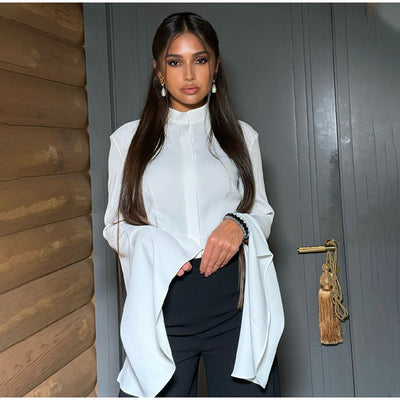 Chic Flowing Women's Blouse in Elegant Style