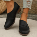 Chic Women's Slippers with Stylish Design and Cozy Footbed
