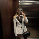 Chic Ladies Blazer with Contrast Lapels