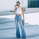 High-Waisted Flared Jeans for Sophisticated Style