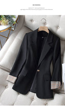 Chic Women's Blazer with Modern Check Design