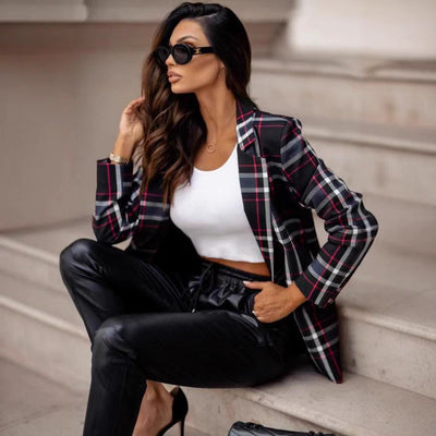 Chic Women's Checked Blazer with Contemporary Design