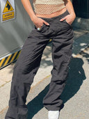 Chic Women's Cargo Pants for Everyday Wear