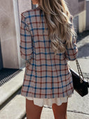 Chic Women's Blazer with Double-Breasted Design and Stylish Accents