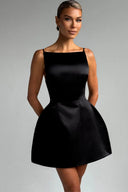 Chic Women's Cocktail Dress with Flowy Skirt
