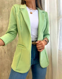 Chic Blazer with Refined Cut and Ample Pockets