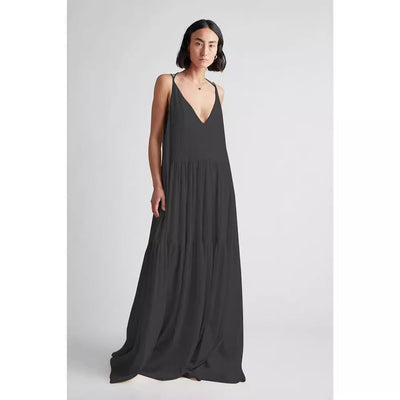 Elegant Women's Maxi Dress: Deep V-Neck & Flowing Skirt