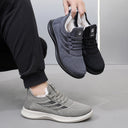 Women's Cozy Sneakers with Innovative Sole Technology