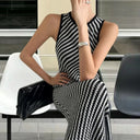Chic Long Sleeve Swing Dress with Zigzag Design
