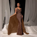 Stylish Evening Dress with Shimmering Lace and Tulle Cape