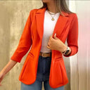 Chic Blazer with Refined Cut and Ample Pockets