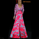 Chic Maxi Dress with V-Neck and Flowing Hem