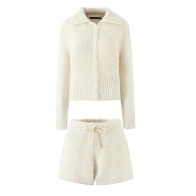 Chic Women's Knit Cozy Shorts