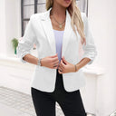 Chic Blazer for Women with Modern Sleeves
