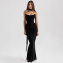 Chic Women's Evening Dress with Stylish Décolleté Design