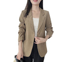 Chic Women's Blazer Jacket with Structured Design and Handy Pockets