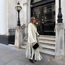 Chic Women's Fringe Blazer in Contemporary Style