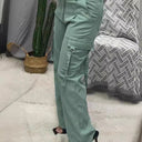 Women's Wide-Leg Cargo Trousers with Ample Pockets