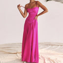Chic Evening Dress with Flowing Skirt