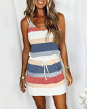 Chic Summer Dress with Pencil Waist and Handy Pockets