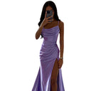 Chic Evening Dress with Ruching and High Split