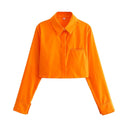 Chic Cropped Blouse with Classic Collar and Stylish Pockets