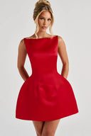 Chic Women's Cocktail Dress with Flowy Skirt