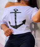 Chic Women's Leggings and Top Ensemble