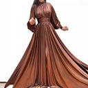 Chic Maxi Dress with Pleated Design for Fall