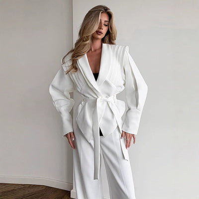 Chic Blazer with Structured Sleeves for Women